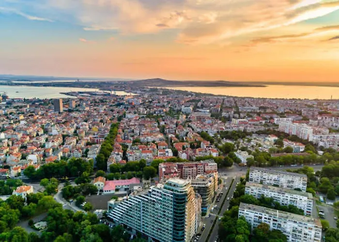 Sunny Bay Apartamento Pomorie