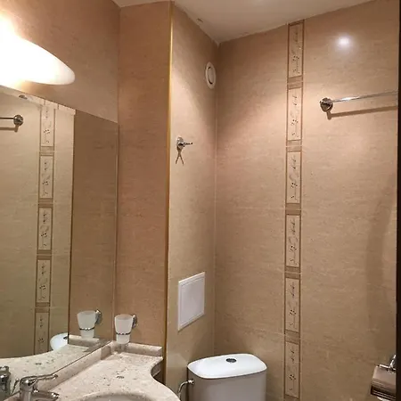 Sunny Bay Apartment