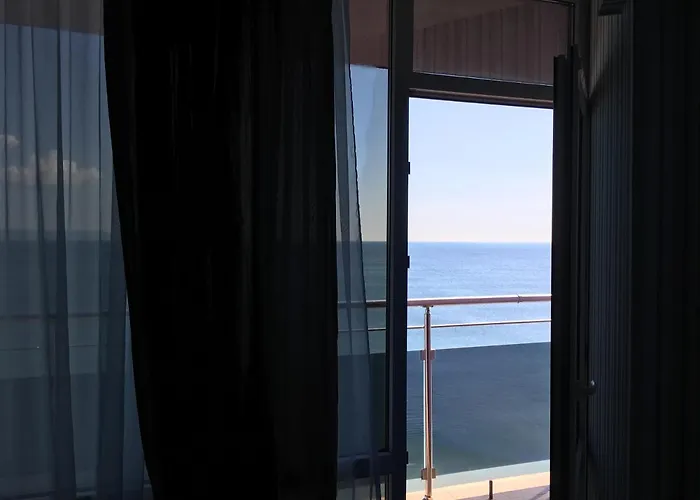 Sunny Bay Πομόριε